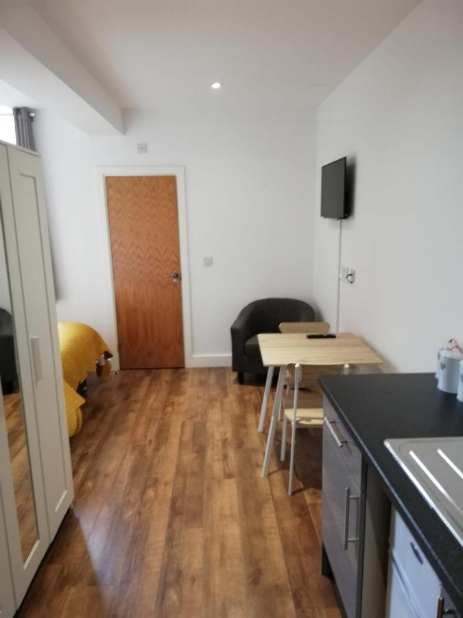 Sublime Stays Webberley Stylish Studio Stoke City Centre Bagian luar foto