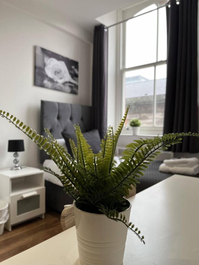 Sublime Stays Webberley Stylish Studio Stoke City Centre Bagian luar foto